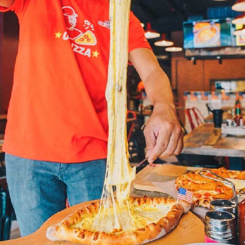 Malaysian-flavour pizza