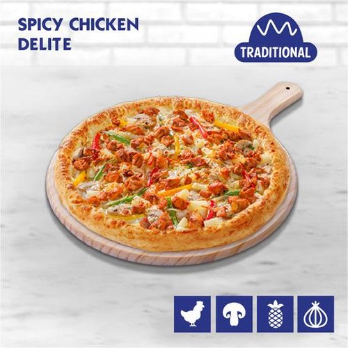 Spicy Chicken Delite Pizza